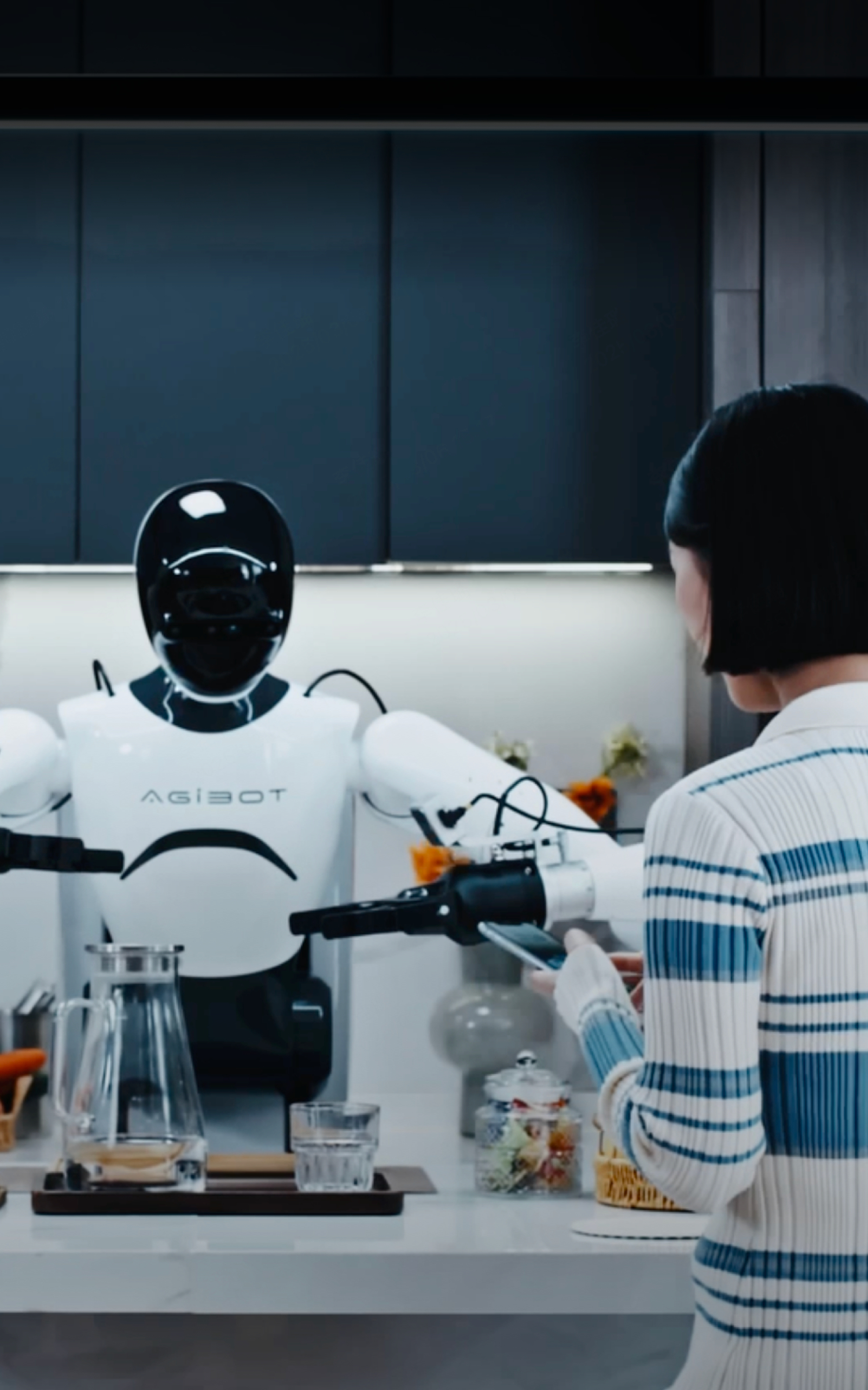 行业首款！55世纪发布具身智能一站式开发平台Genie Studio